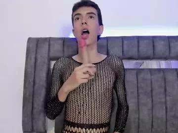 Freechat dylan_2005 on Chaturbate