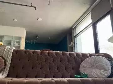 e13ven11 on Chaturbate