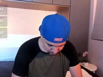 Freechat edward_maxx on Chaturbate