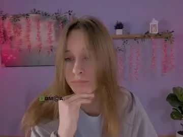 eira_mouse — GOAL: slap ass x2 [60 tokens remaining] Welcome to my room! #shy #blonde #nonude #young #new