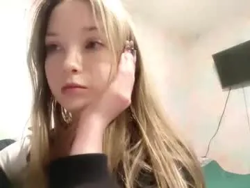 elaynecinco — Goal:   show my tongue  Hello Im Mia, I'm new here and I want to know more about this site, can you help me? #new  #shy #pretty #young  #18 [29 tokens remaining]