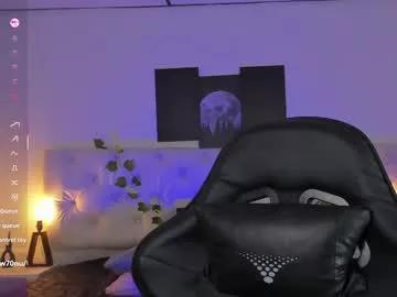 elliot_younng on Chaturbate