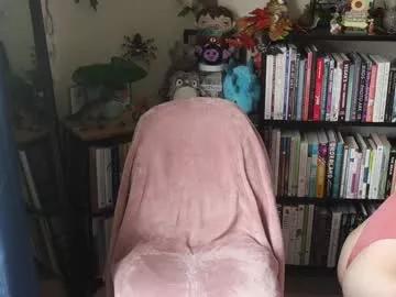 ellynaomi on Chaturbate