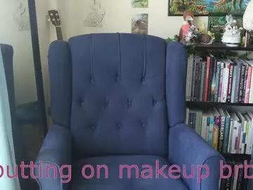 ellynaomi on Chaturbate