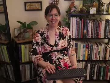 ellynaomi on Chaturbate