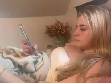 Freechat emmangel on Chaturbate