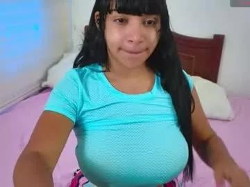 emmily2001 from Chaturbate