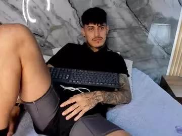 Slutty Enzorodriguezz wants you to fuck his body now enzorodriguezz from Chaturbate