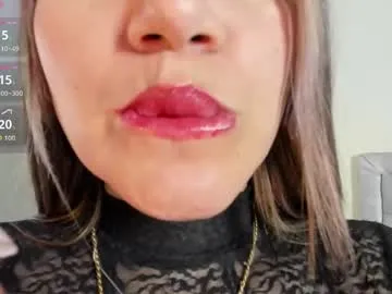 Freechat escarleth__ on Chaturbate