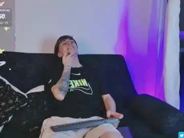 Freechat ethan_and_ava on Chaturbate