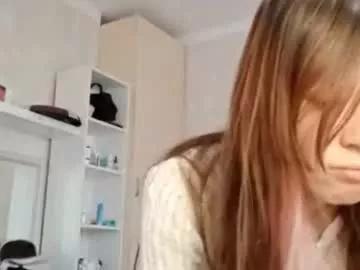Slutty Etsukokolakowski wants you to fuck her body now etsukokolakowski from Chaturbate