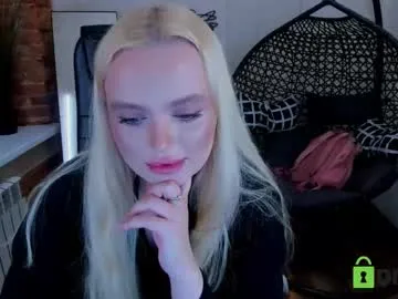 eva2213 — Hi!  This is my FIRST day here! #new #shy #nonude [84 tokens remaining]