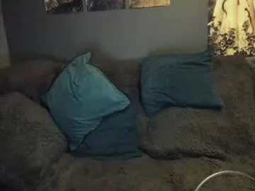 eva_camile — Milf #lovense #privs #dildo #feet #findom #OhMiBod