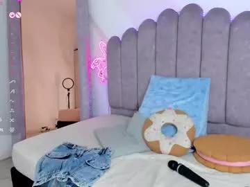 evie_clark_ on Chaturbate