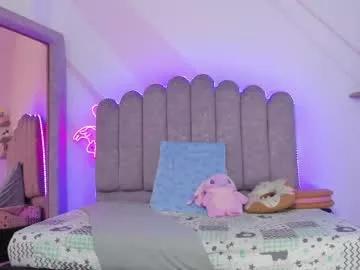 evie_clark_ on Chaturbate