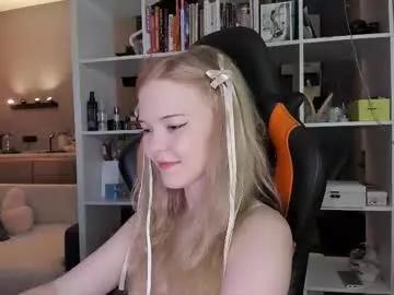 Freechat fairy_casey on Chaturbate