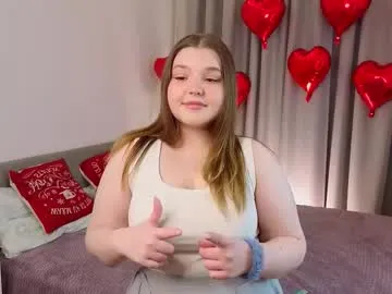 felicitasmatchett — My Goal: Show my neckline on boobs | Im Freya, welcom on my room :) Im #shy #new #18 #teen #bigboobs [35 tokens remaining]