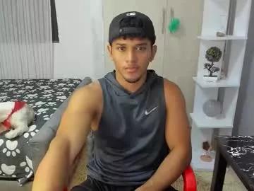 Explore Fox_evans, he wants to masturbate for you fox_evans from Chaturbate