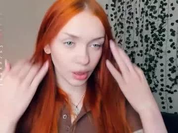 foxy_blush from Chaturbate