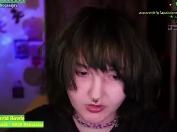 Check out 23 years old frogessjay from Chaturbate frogessjay from Chaturbate