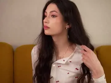 georgiamorandi — I am Georgia, Hello! hello from new place!!!Congr me - Goal: Show myself [333 tokens left] #teen #shy #new #student #young