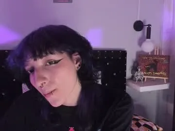 ghosty_doll on Chaturbate