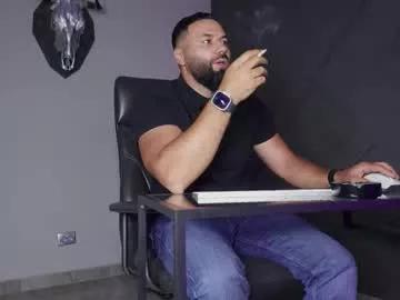 Freechat glennmasters on Chaturbate