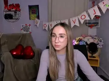 Chaturbate gloria_flower_ is Group gloria_flower_ — CrazyTicket: Show in progress. Nude show . Tip 200 tokens to see the show