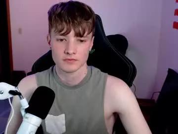 gucciboi4 on Chaturbate