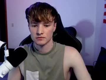 gucciboi4 on Chaturbate