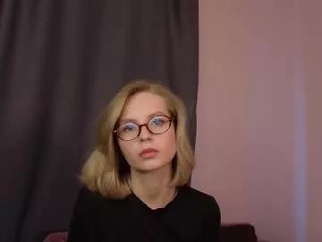 Freechat gwenkevwitch on Chaturbate