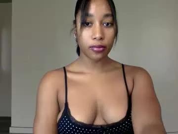 gyalxoxo from Chaturbate