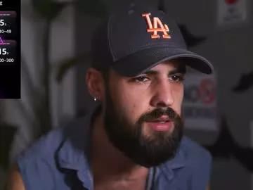 Masturbate to Chaturbate's Hairyrobxxx hairyrobxxx from Chaturbate