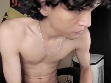 halan_jr on Chaturbate