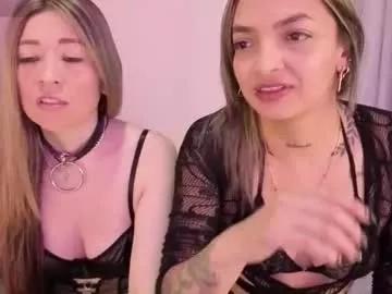 hanna_and_samanthaa from Chaturbate