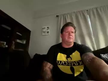 happilymarr1ed on Chaturbate 