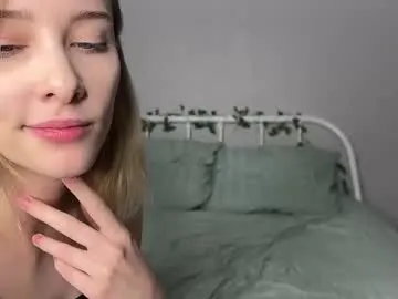 hot_n_coldd — HI! - Goal: missionary [366 tokens left]  #feet #bigcock #natural