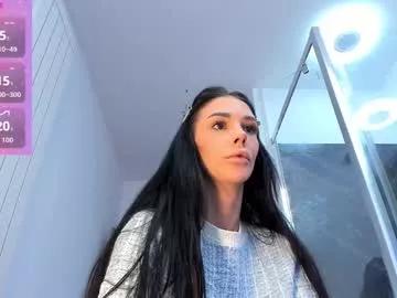 Freechat hotfallingdevil on Chaturbate