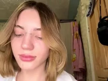 Freechat hsiuscherich on Chaturbate