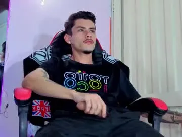 Chaturbate i_am_kelvis_ is Freechat i_am_kelvis_ — HOT Party , Show Cum , much surprise #showcum #bigcock #precum #hairy #party