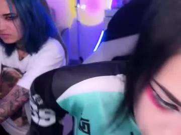 Freechat i_died_again on Chaturbate