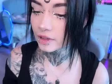 Freechat i_died_again on Chaturbate
