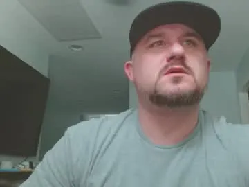 ilovedaddy19993433 on Chaturbate