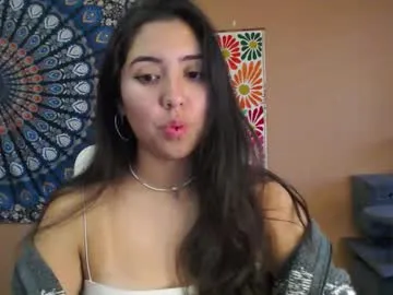 intimatetales on Chaturbate