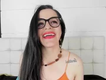 Try dirty performer Isisnoir isisnoir from Chaturbate