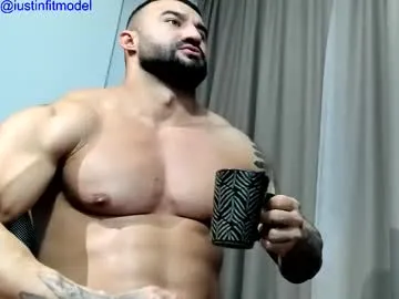 Freechat iustinmucle95 on Chaturbate
