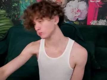 Join 23 years old james_colleman from Chaturbate james_colleman from Chaturbate