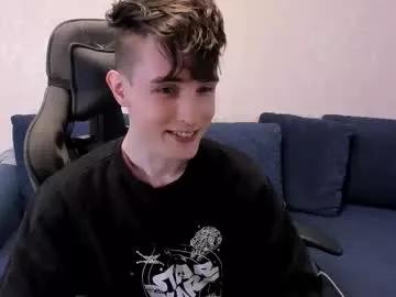 james_mil from Chaturbate