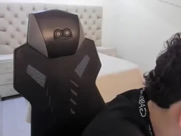 jhoanleandro on Chaturbate