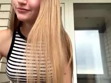 jinnyjaquins on Chaturbate